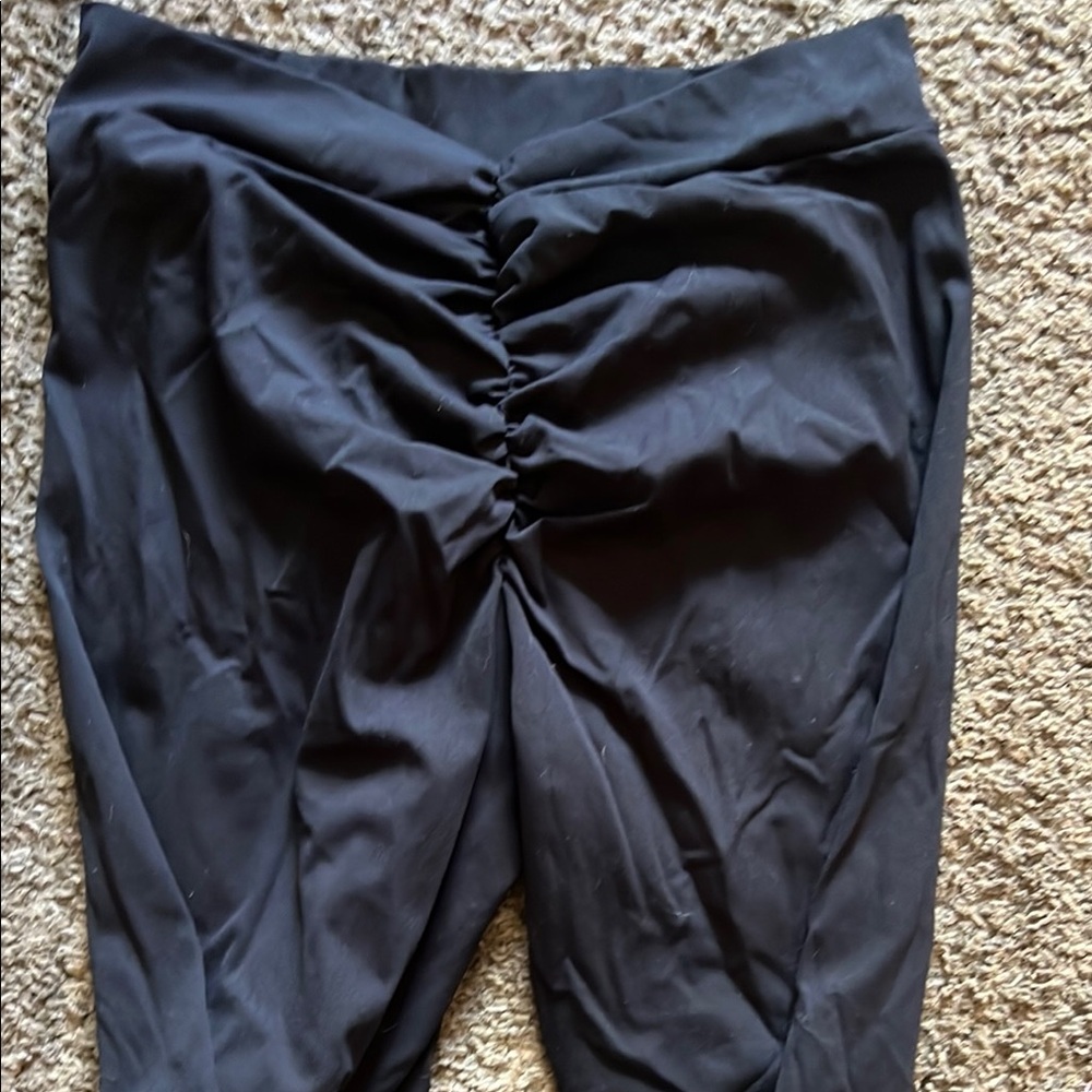 Black Ruched Leggings